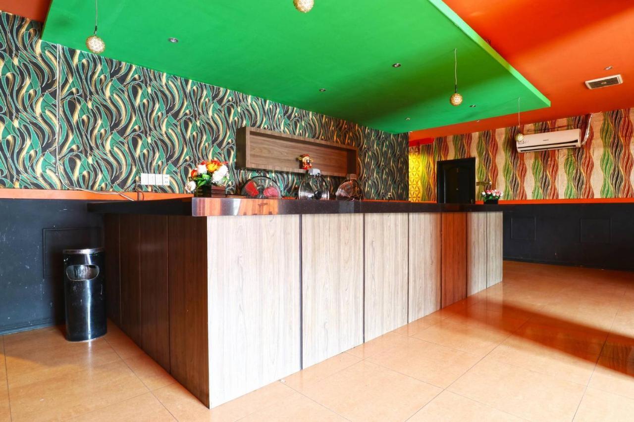 Lee Garden Hotel Medan Exterior foto